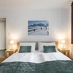 Benedikt Apartment *