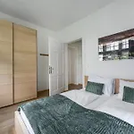 Benedikt Apartment *