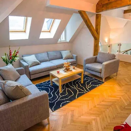 Casaneve Apartment *