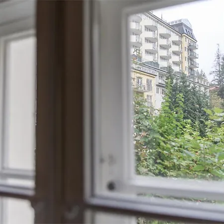 Casaneve * 巴德加斯坦