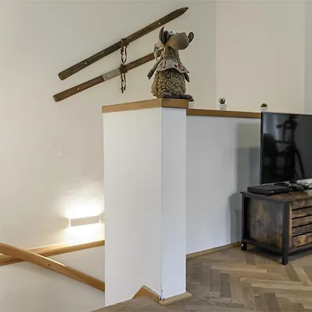 Casaneve 巴德加斯坦