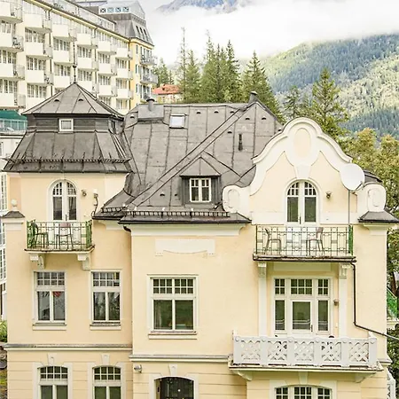 Casaneve * 巴德加斯坦