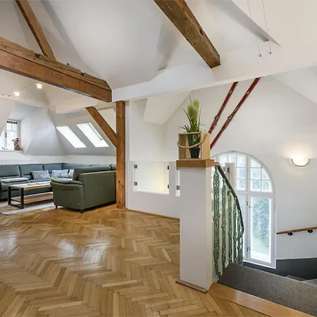 公寓 Casaneve 巴德加斯坦