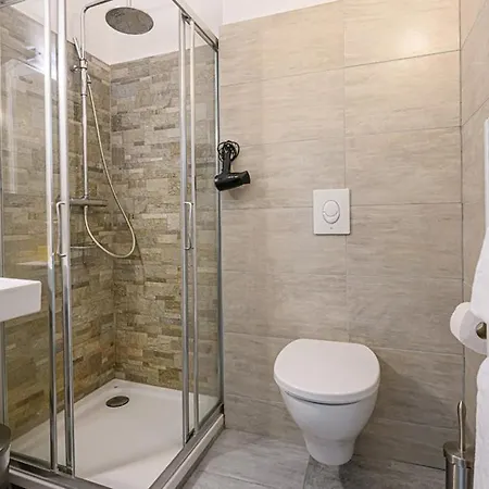 公寓 Casaneve 巴德加斯坦