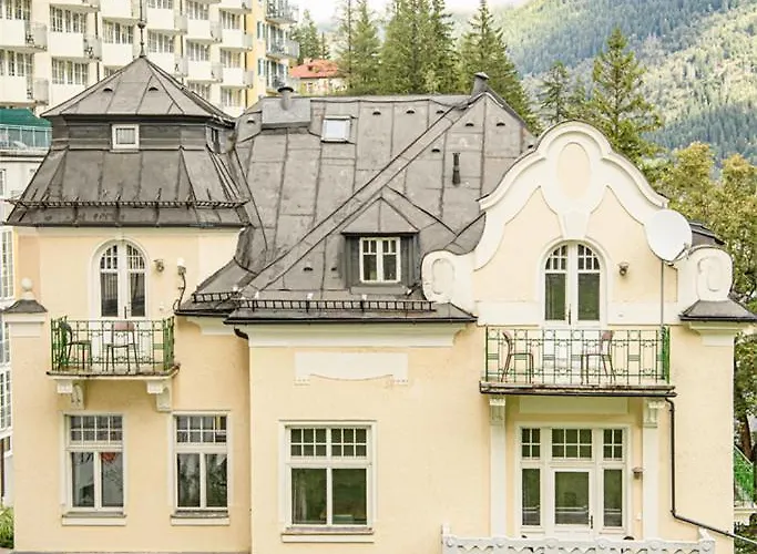 Benedikt * 巴德加斯坦