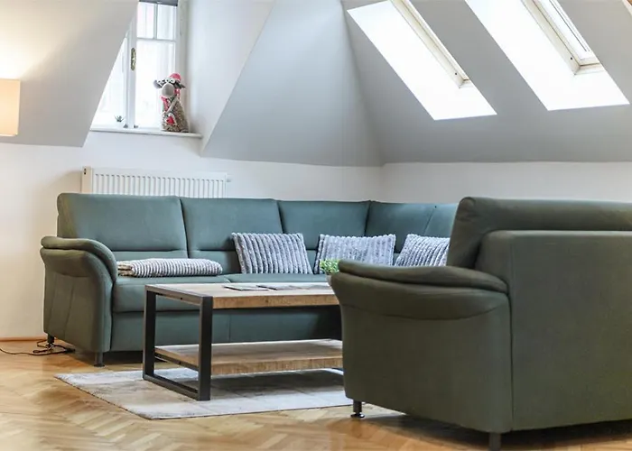 Benedikt * 巴德加斯坦